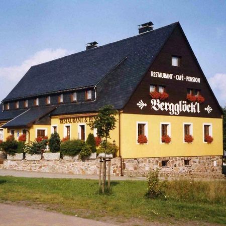 Restaurant&Pension "Bergglock'L" Altenberg Buitenkant foto